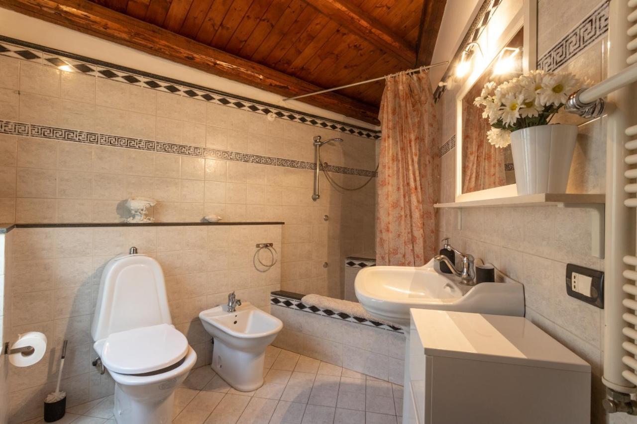 Zefiro Rooms Катания Екстериор снимка