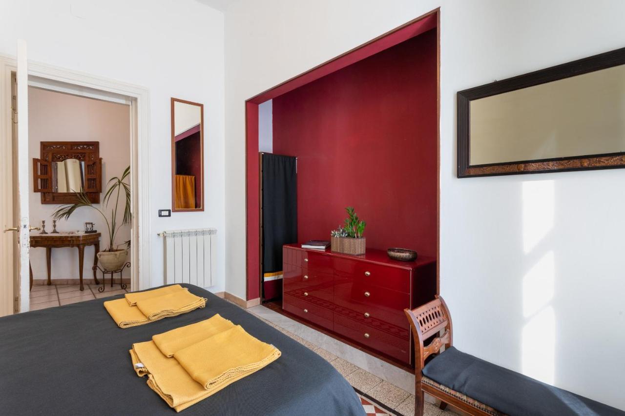 Zefiro Rooms Катания Екстериор снимка